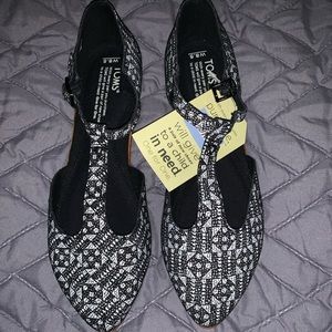 TOMS summer Sandal W8.5 NWT OBO